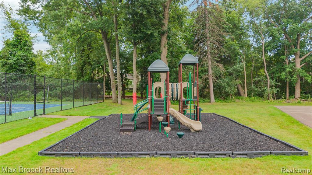 1157 Pine Ridge Court Property Photo 44