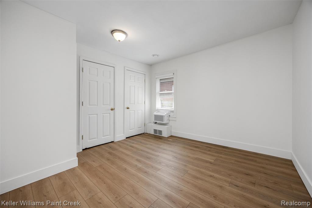 23465 Easterling Avenue Property Photo 4