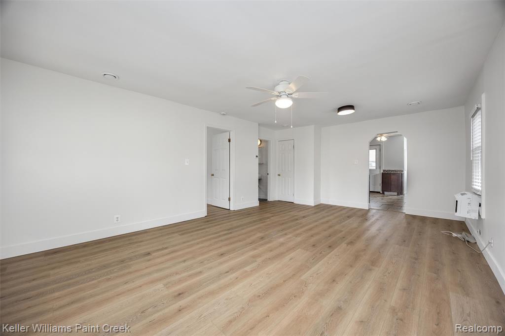 23465 Easterling Avenue Property Photo 6