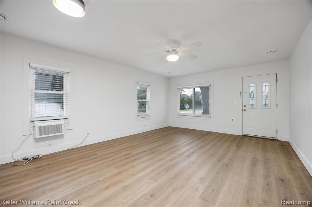23465 Easterling Avenue Property Photo 7