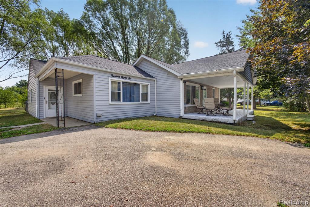 1486 Ives Avenue Property Photo 1