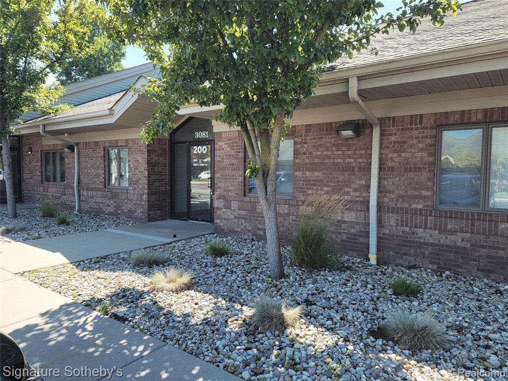 3081 Commerce Drive