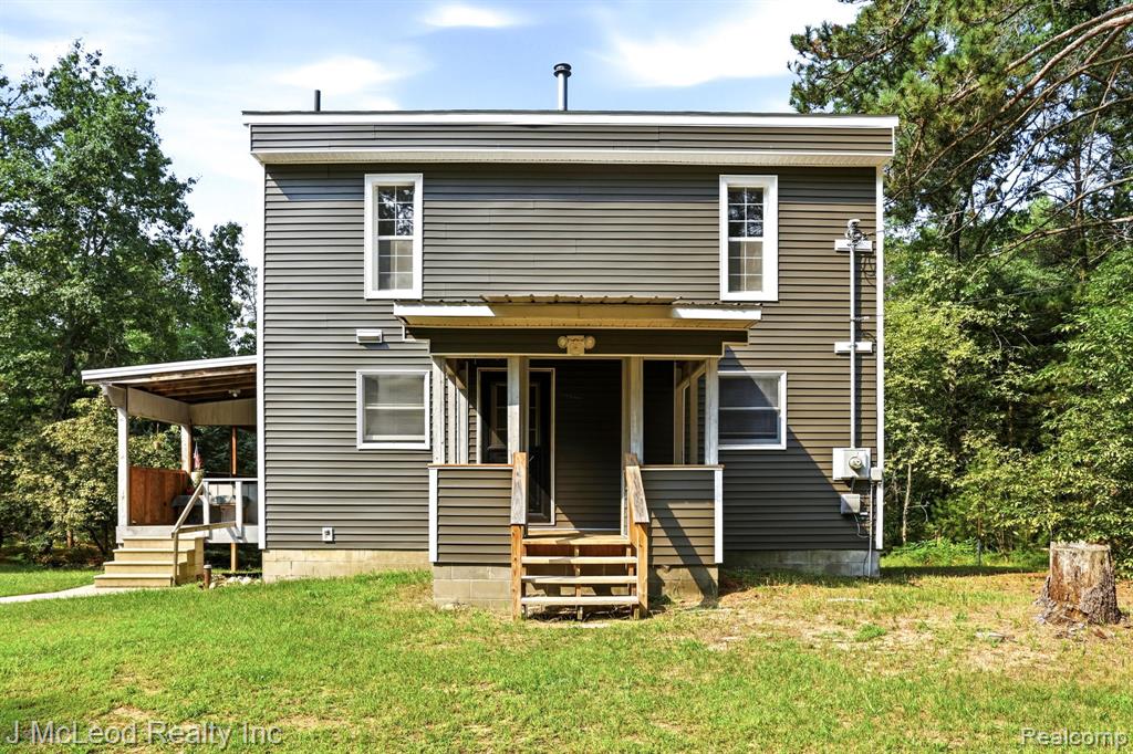1738 E Pioneer Road Property Photo 6