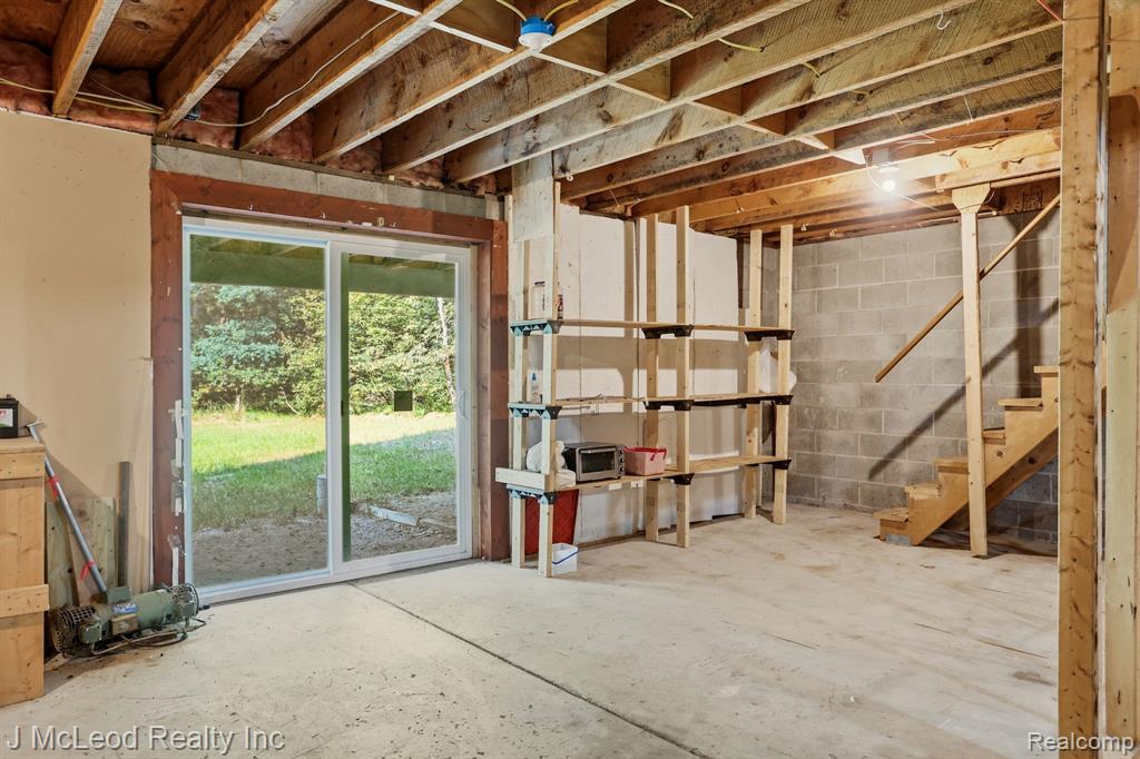 1738 E Pioneer Road Property Photo 34