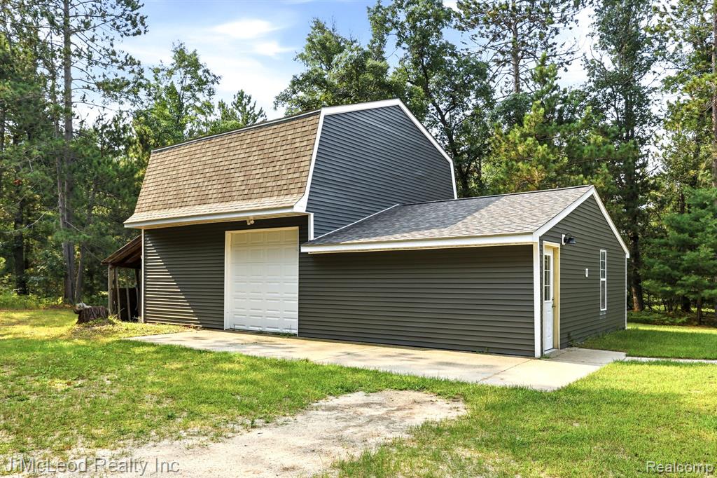 1738 E Pioneer Road Property Photo 41