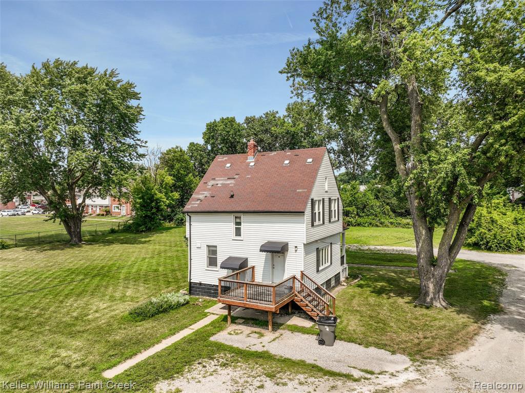 23880 Shook Road Property Photo 12