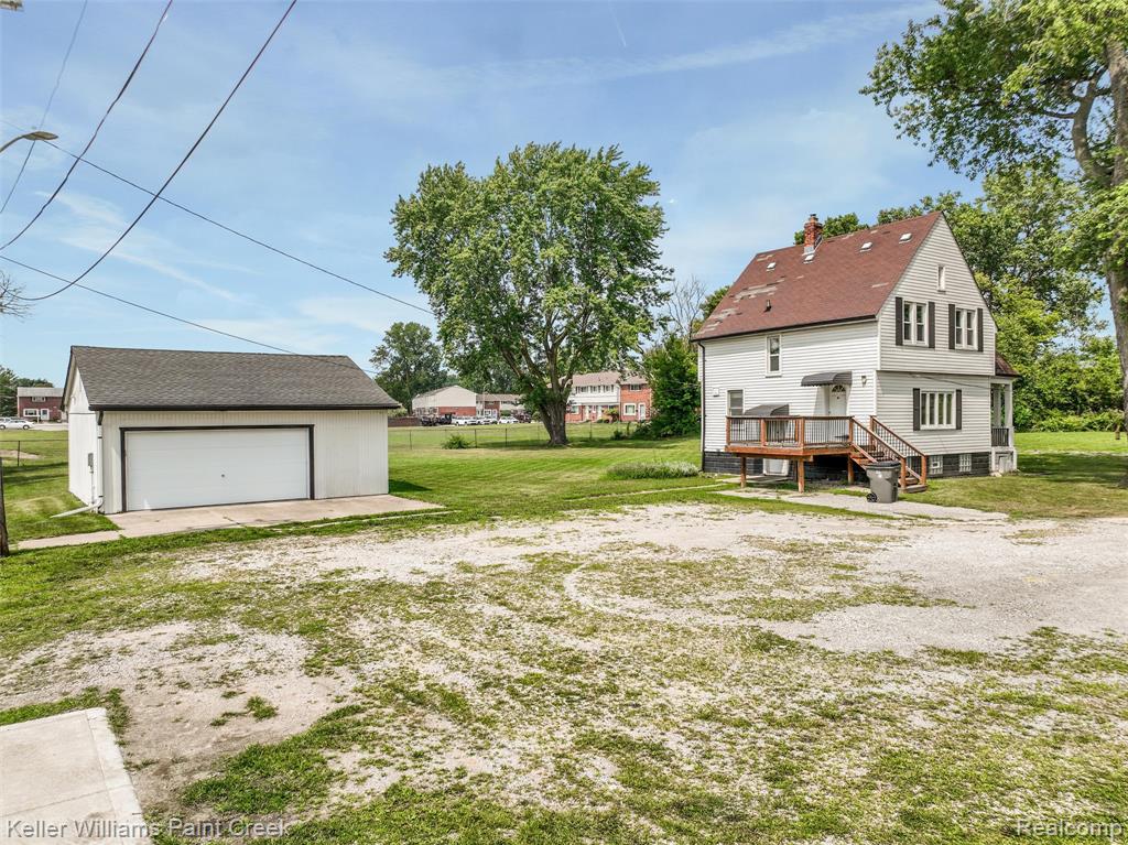 23880 Shook Road Property Photo 19