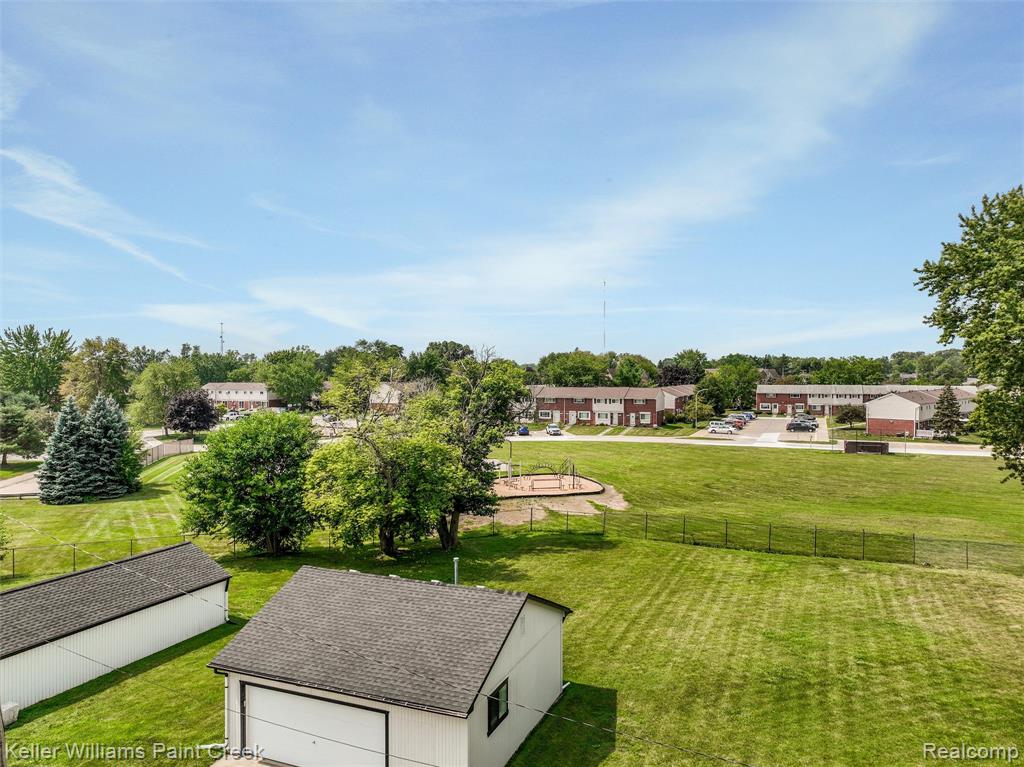 23880 Shook Road Property Photo 28