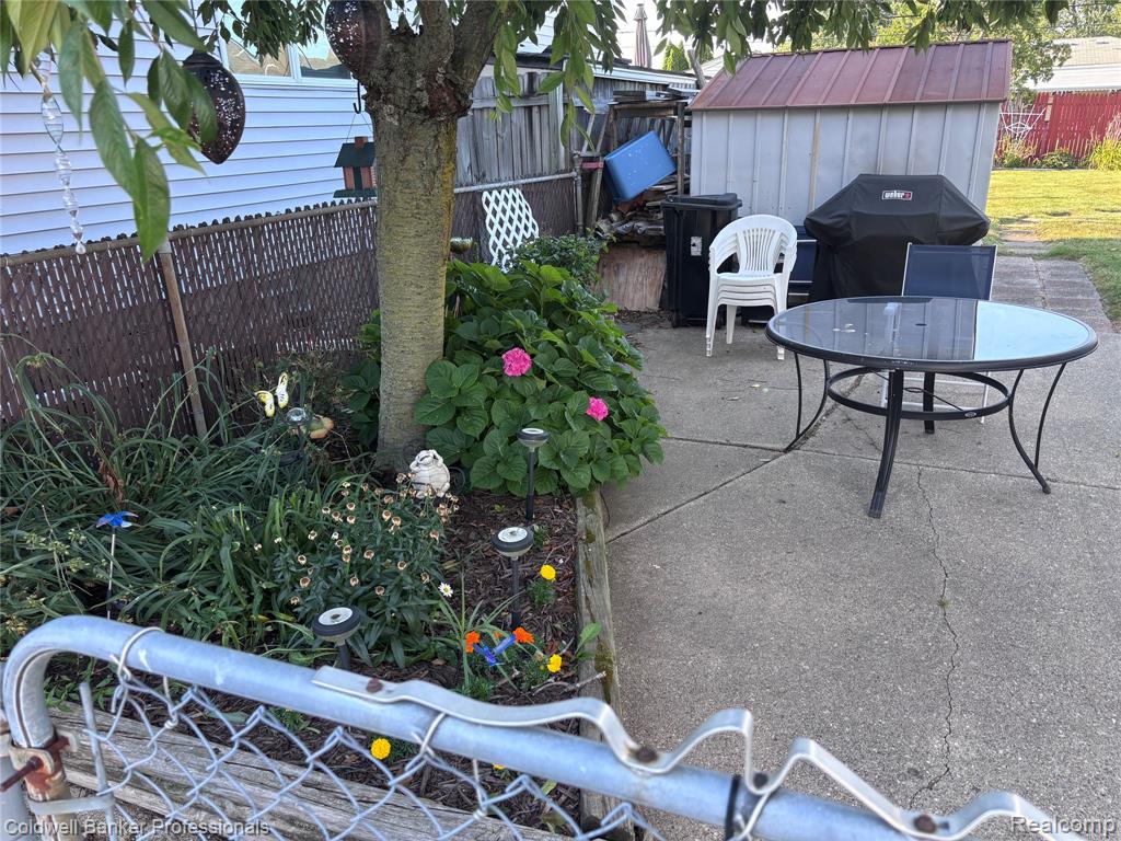 22829 Arcadia Street Property Photo 9