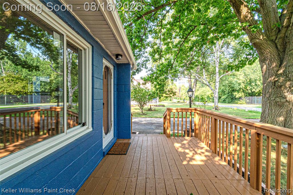 19421 Filmore Street Property Photo 5