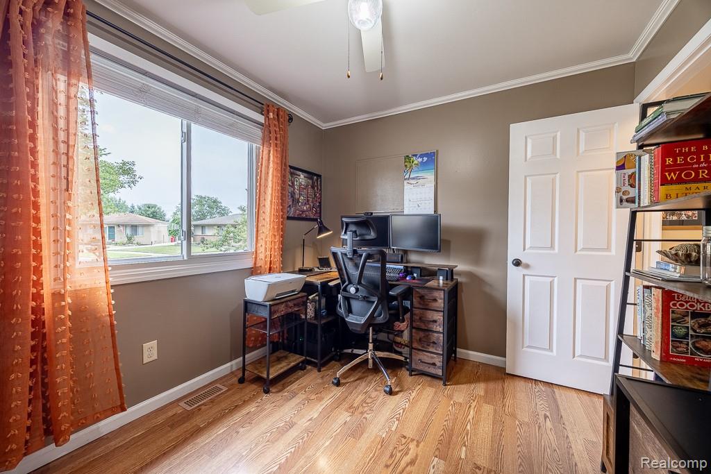 18233 Matthew Drive Property Photo 27