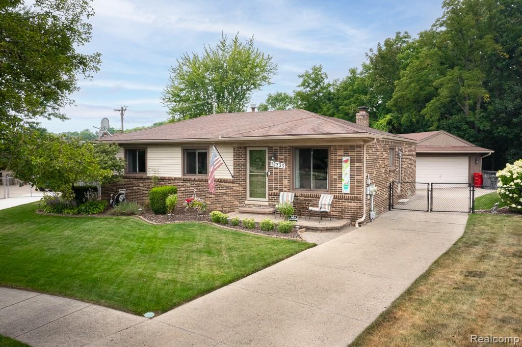 18233 Matthew Drive Property Photo 47