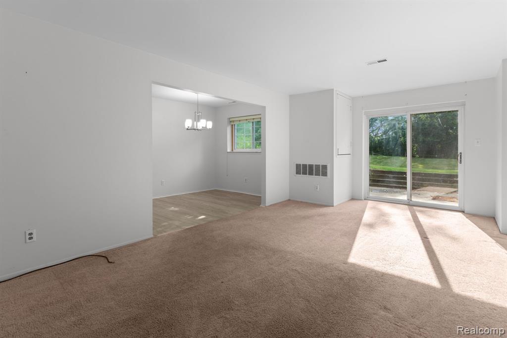 424 Baldwin Avenue Property Photo 4