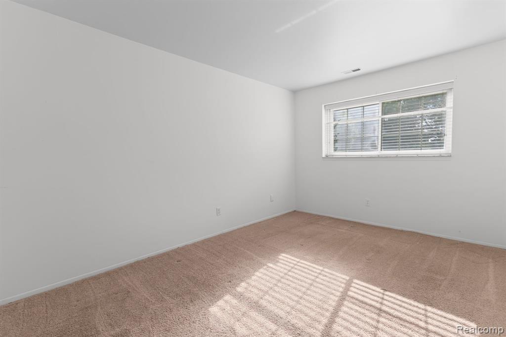 424 Baldwin Avenue Property Photo 14