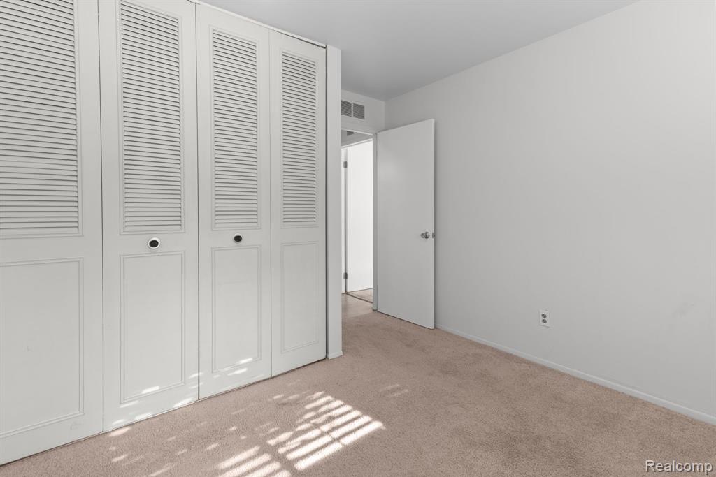 424 Baldwin Avenue Property Photo 18