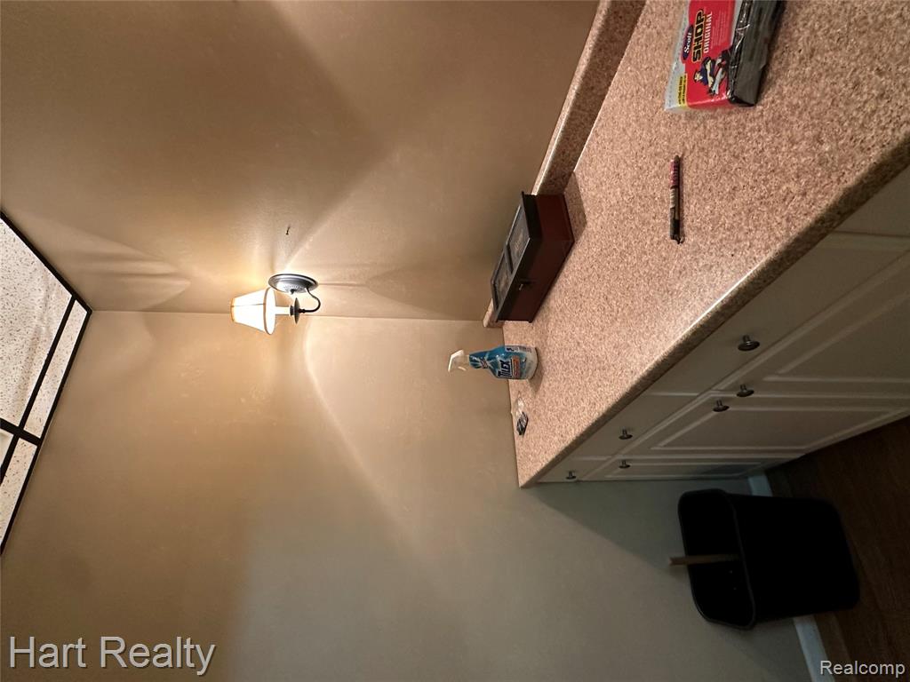 6476 Marlette Street Property Photo 9