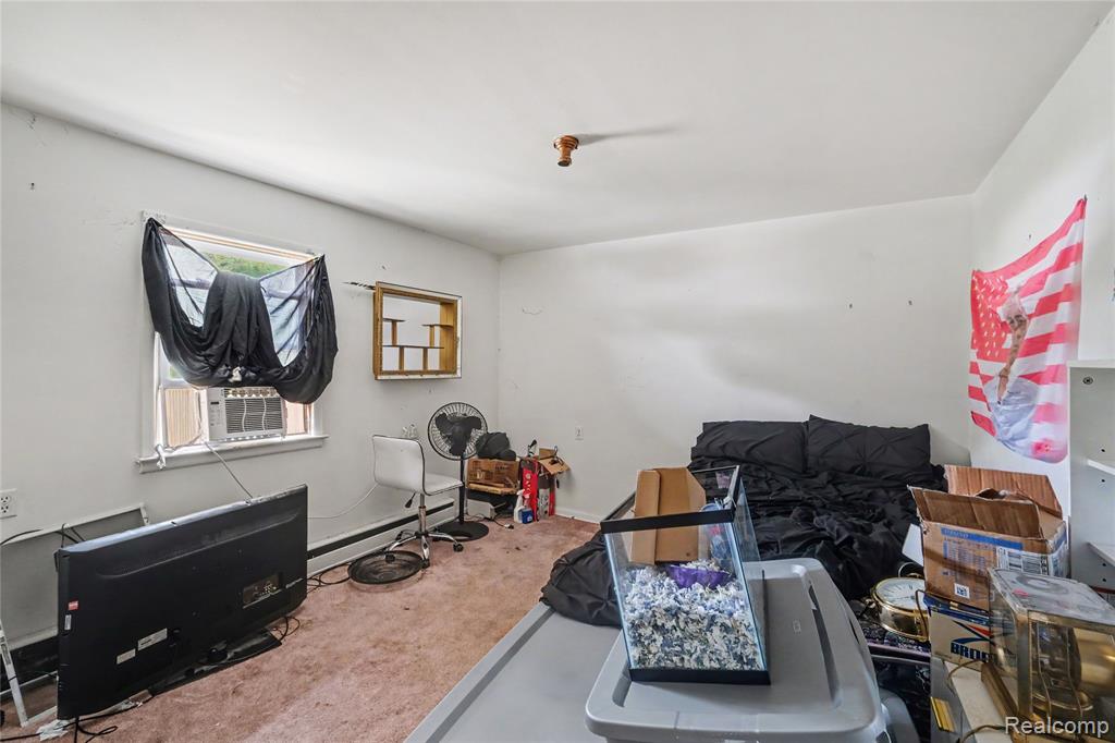 1103 E Bristol Road Property Photo 13