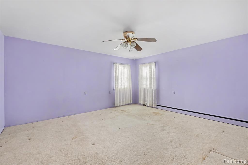 1103 E Bristol Road Property Photo 16