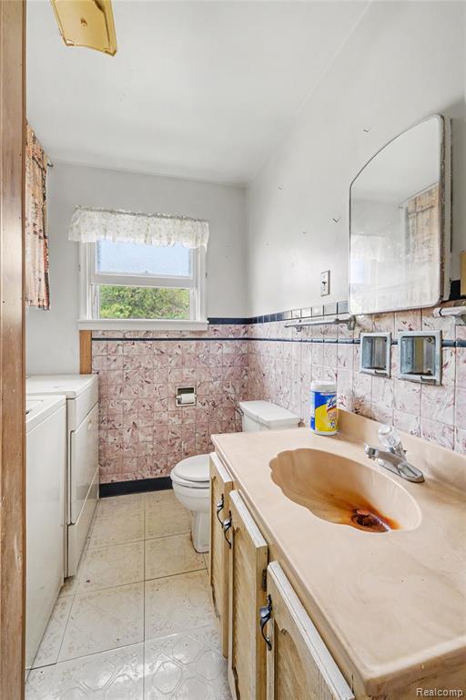 1103 E Bristol Road Property Photo 18