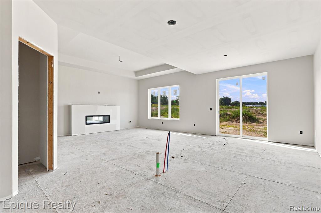 3301 Cornerstone Drive Property Photo 6
