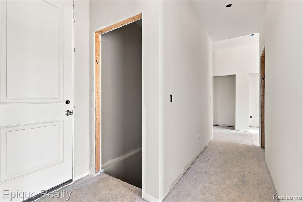 3301 Cornerstone Drive Property Photo 15