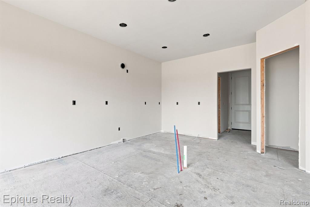 3301 Cornerstone Drive Property Photo 17