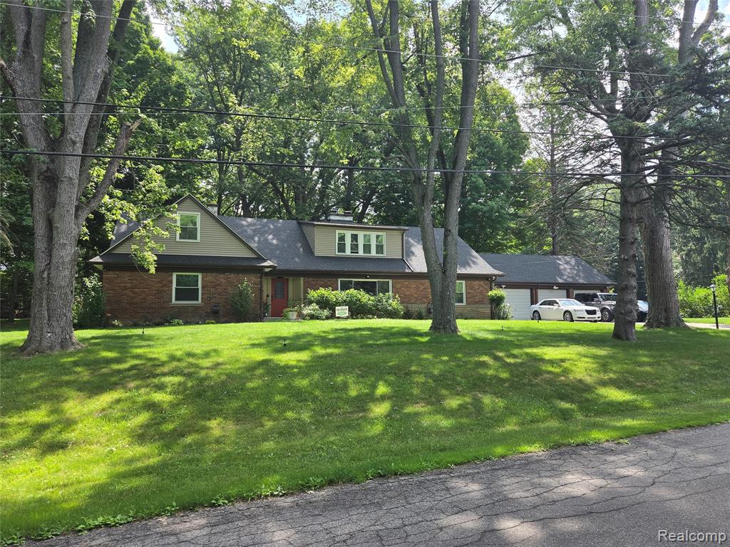 24100 Tamarack Trail