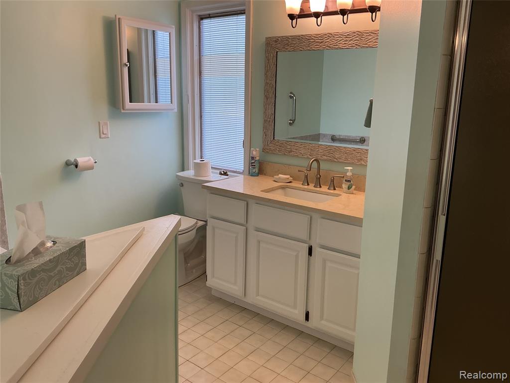 1580 Carthage Property Photo 6