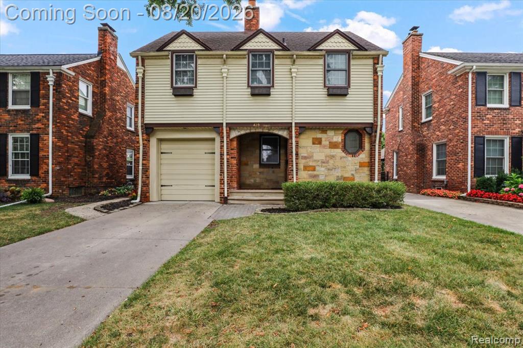 429 Moran Road Property Photo 1