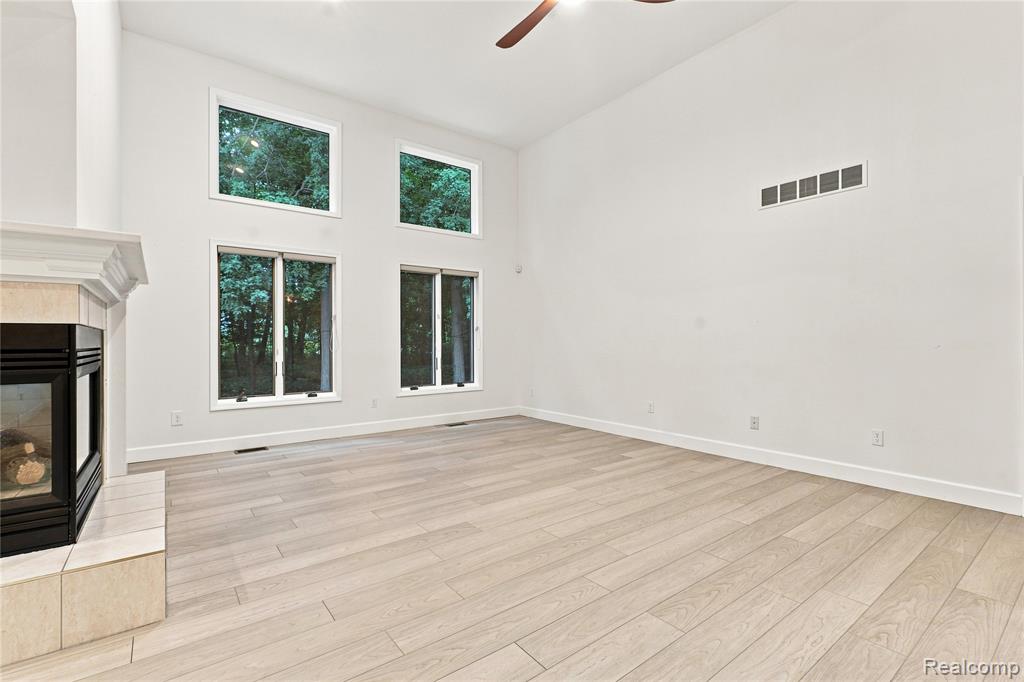 2318 Flagstone Drive Property Photo 10