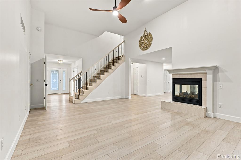 2318 Flagstone Drive Property Photo 11