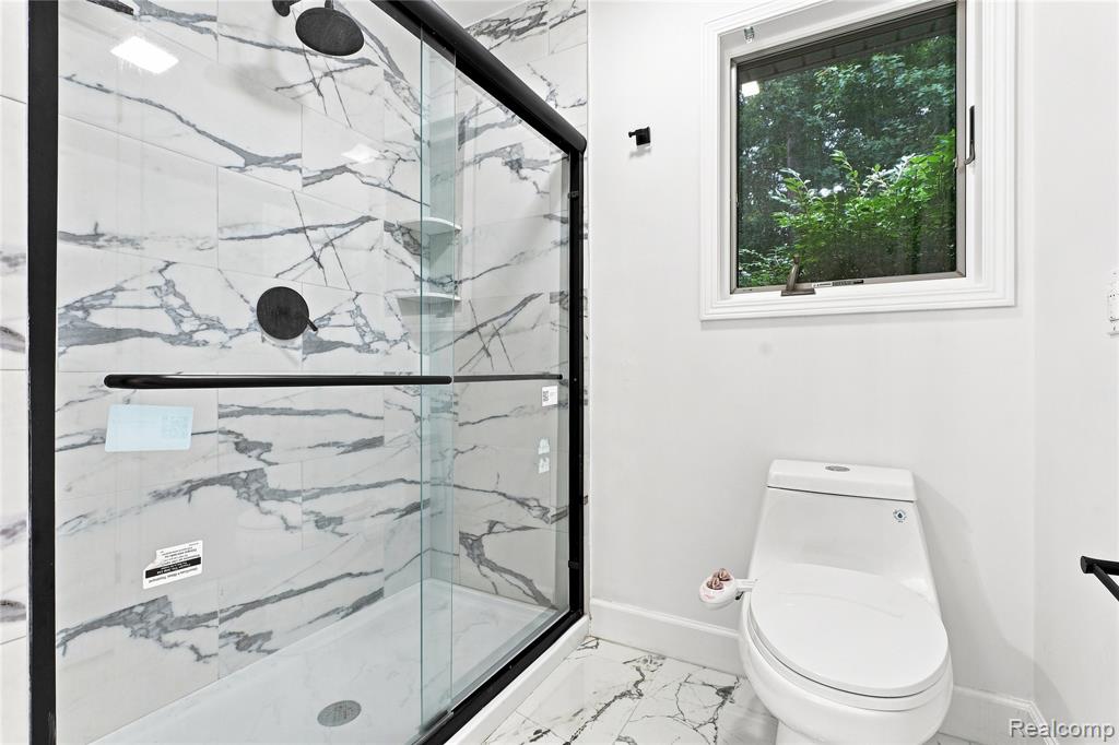 2318 Flagstone Drive Property Photo 31