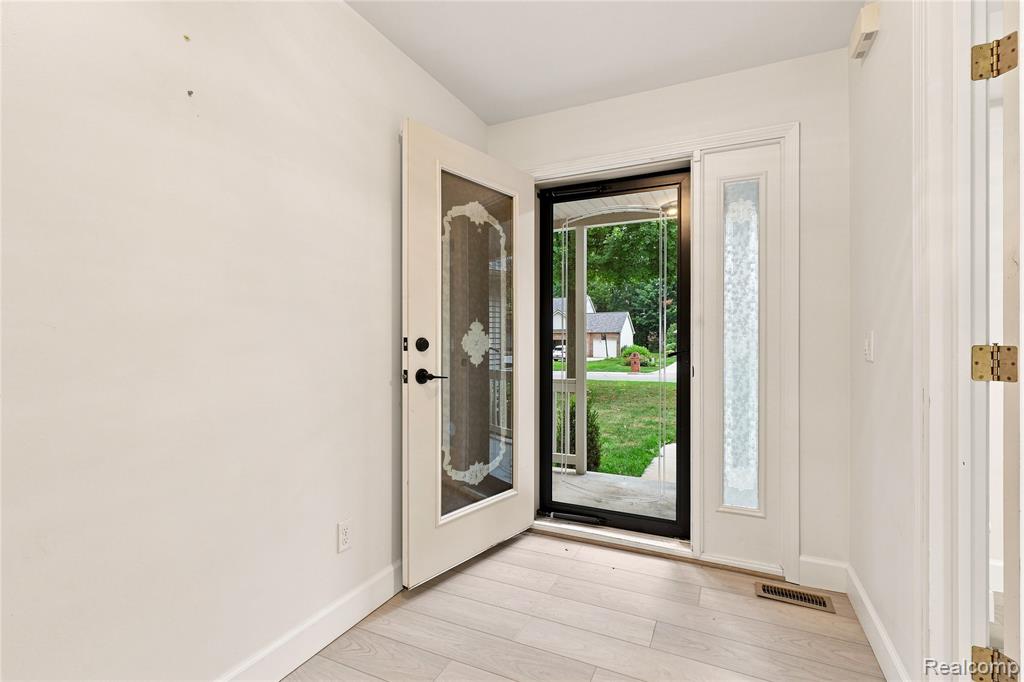2318 Flagstone Drive Property Photo 47