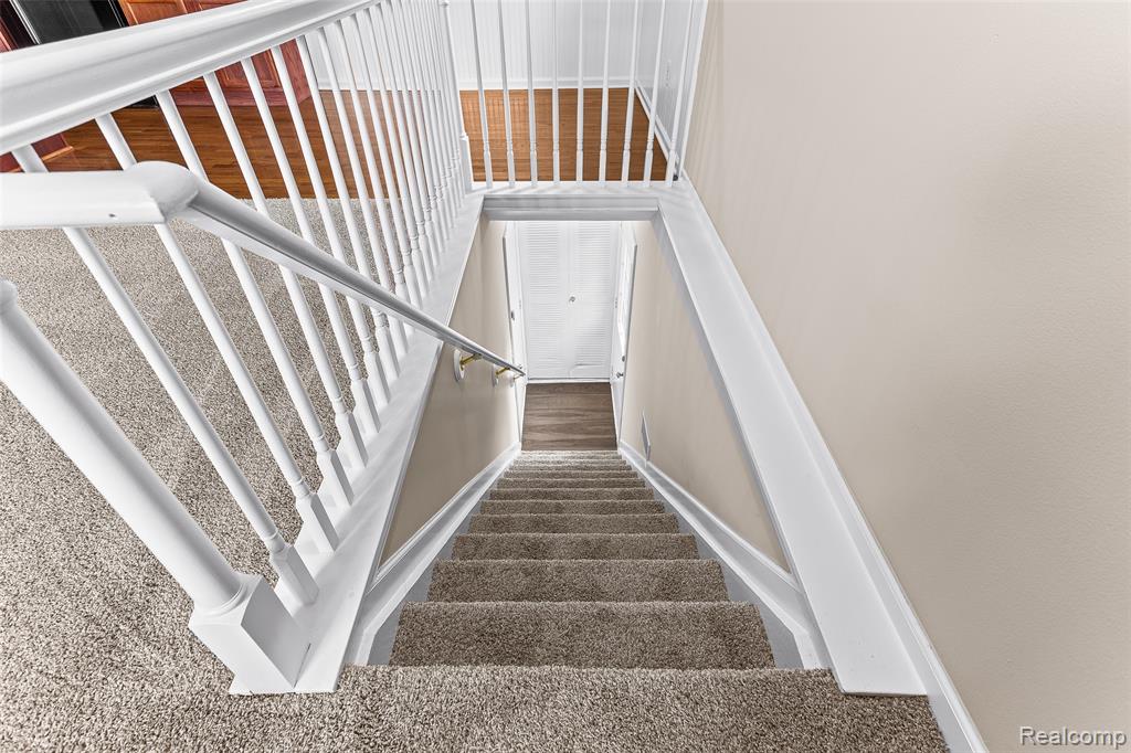 2260 N Hix Road Property Photo 20