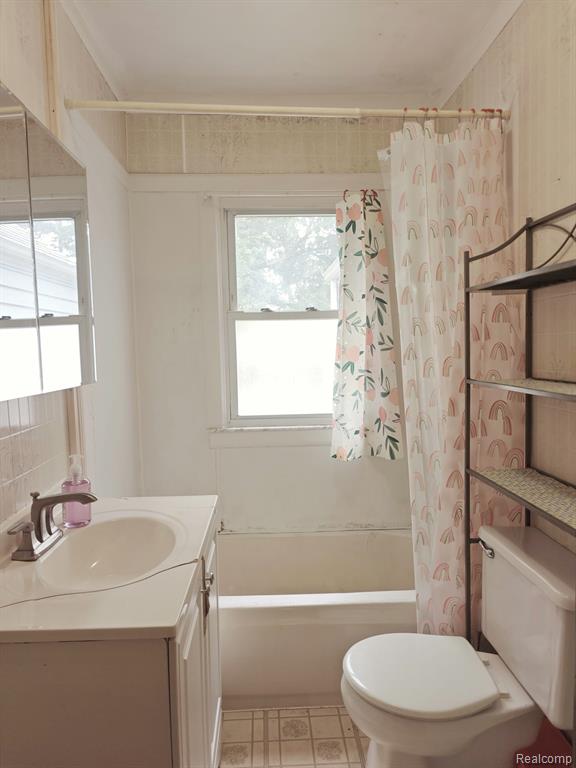 5722 N Silvery Lane Property Photo 10