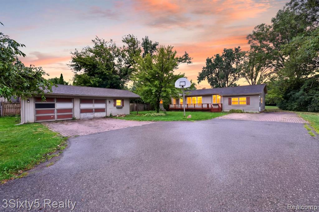 26700 Allen Road Property Photo 1