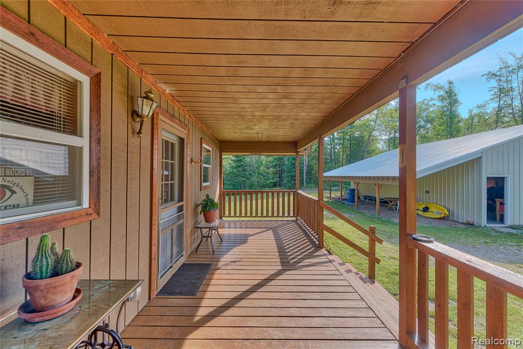 376 N Abbe Road Property Photo 9