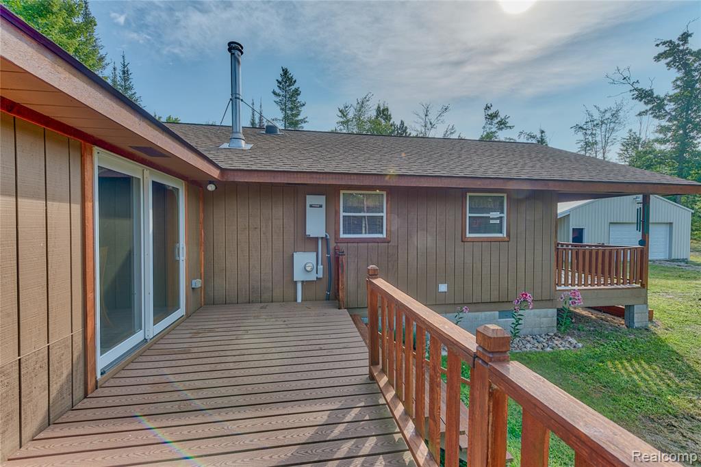 376 N Abbe Road Property Photo 11