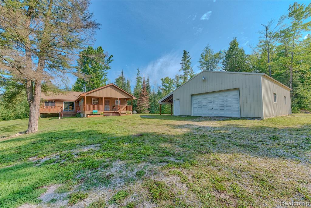 376 N Abbe Road Property Photo 12