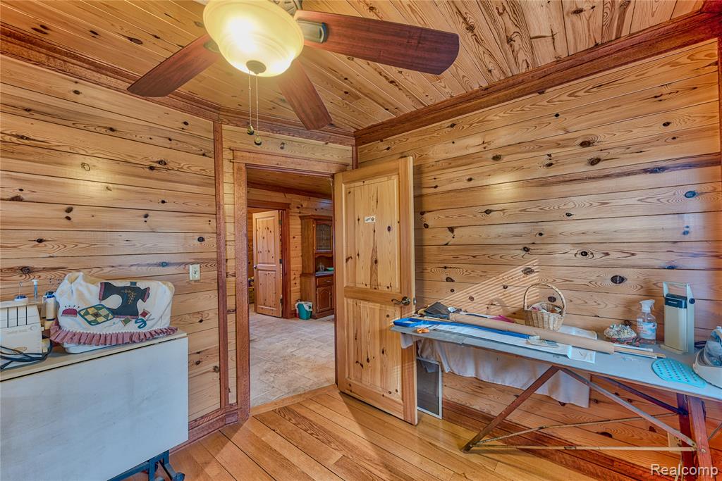 376 N Abbe Road Property Photo 20