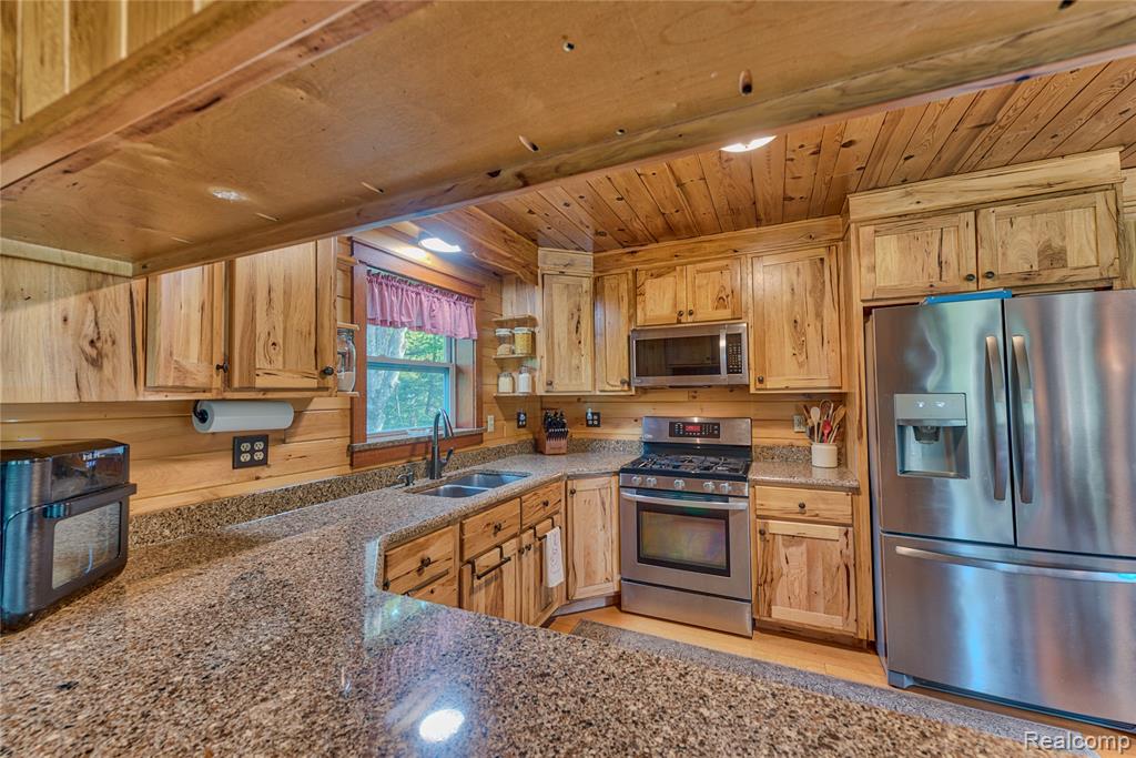 376 N Abbe Road Property Photo 25
