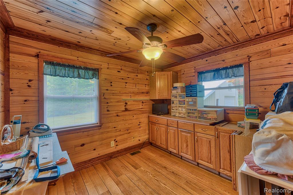 376 N Abbe Road Property Photo 29