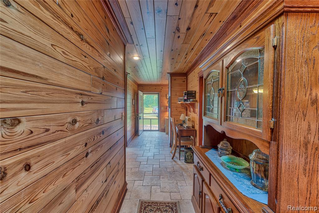 376 N Abbe Road Property Photo 32
