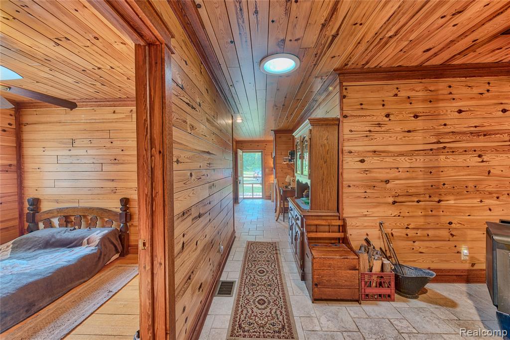 376 N Abbe Road Property Photo 33