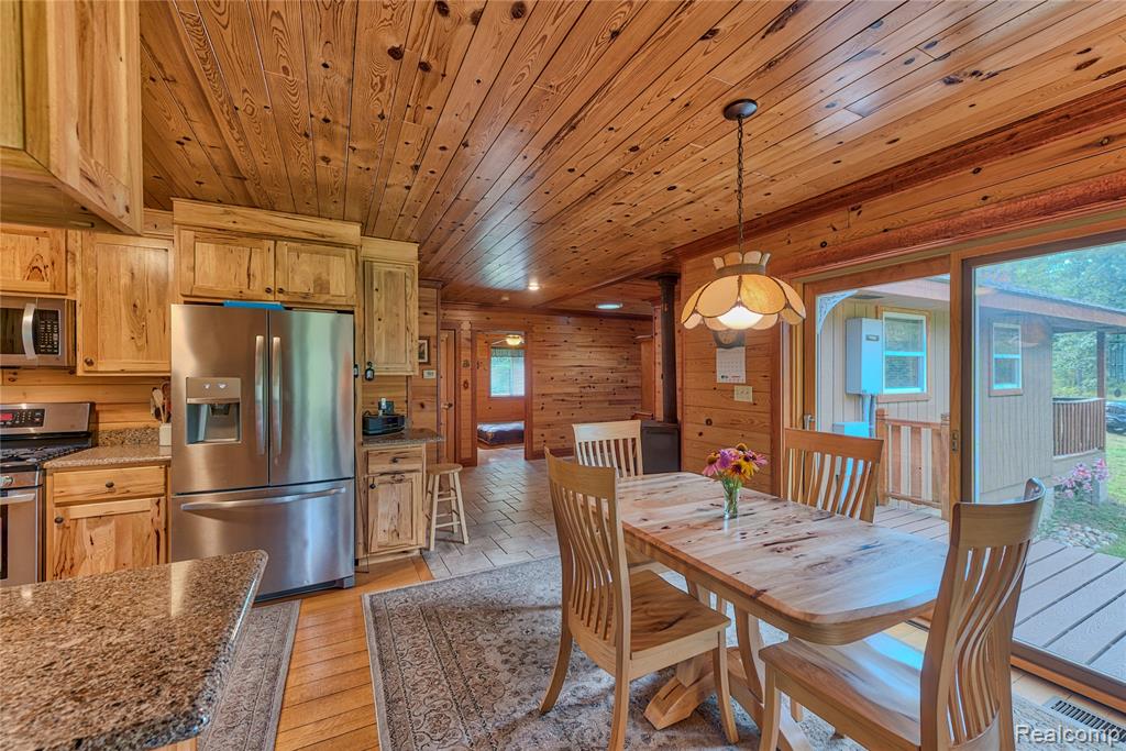 376 N Abbe Road Property Photo 37