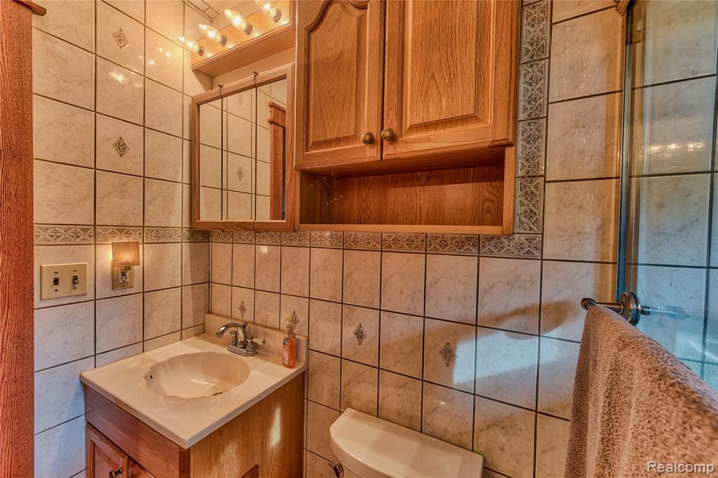 376 N Abbe Road Property Photo 46