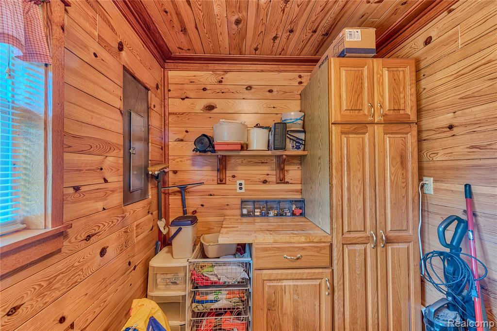 376 N Abbe Road Property Photo 47