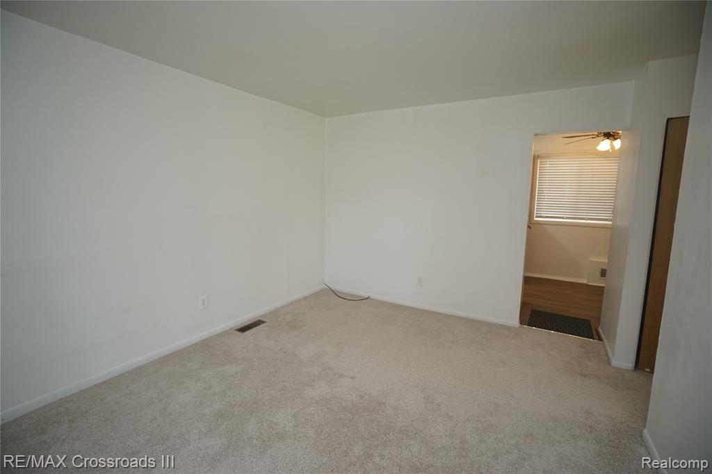 730 Fox Avenue Property Photo 4