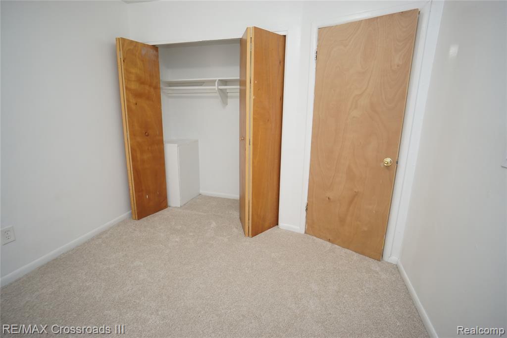 730 Fox Avenue Property Photo 6