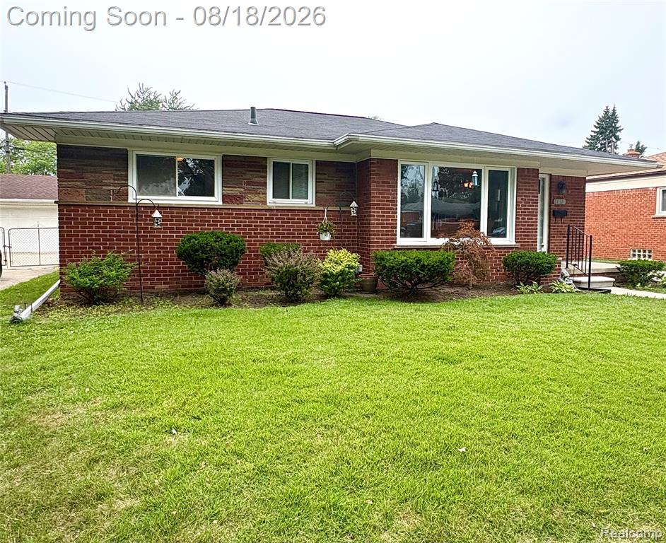 1812 E Longmeadow Road Property Photo 2